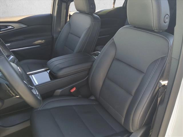Used 2024 Chevrolet Traverse FWD LT Front Wheel Drive Sport Utility
