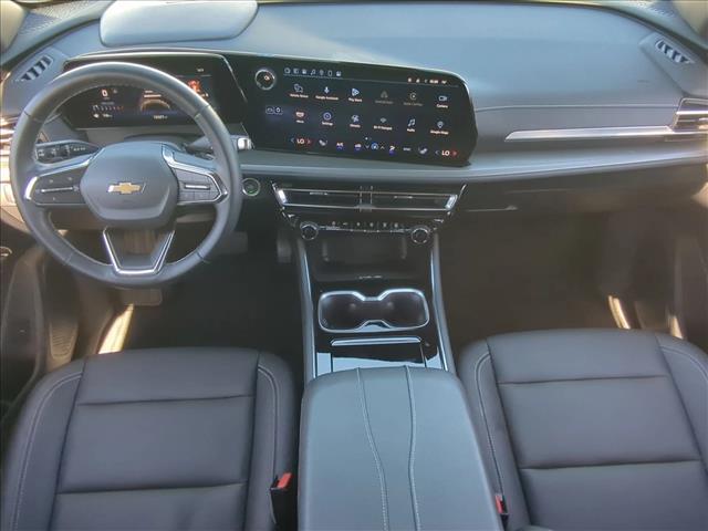 Used 2024 Chevrolet Traverse FWD LT Front Wheel Drive Sport Utility