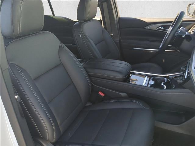 Used 2024 Chevrolet Traverse FWD LT Front Wheel Drive Sport Utility