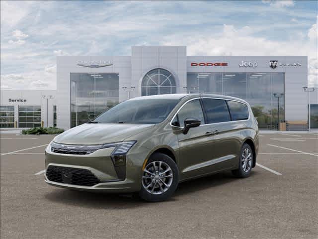 2027 Chrysler Pacifica Select for sale in Columbiana, OH