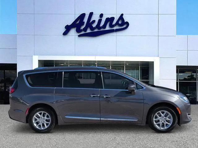 2020 Chrysler Pacifica Touring L for sale in Winder, GA