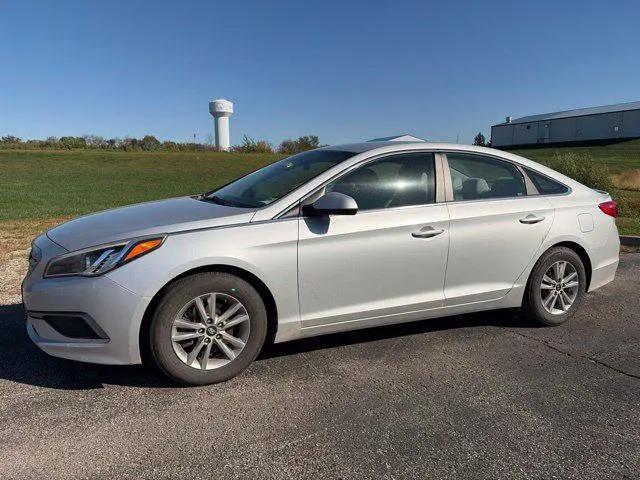 2017 Hyundai Sonata SE for sale in Maryville, MO