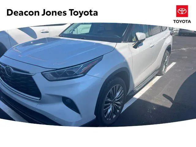 2023 Toyota Highlander Platinum for sale in Clinton, NC