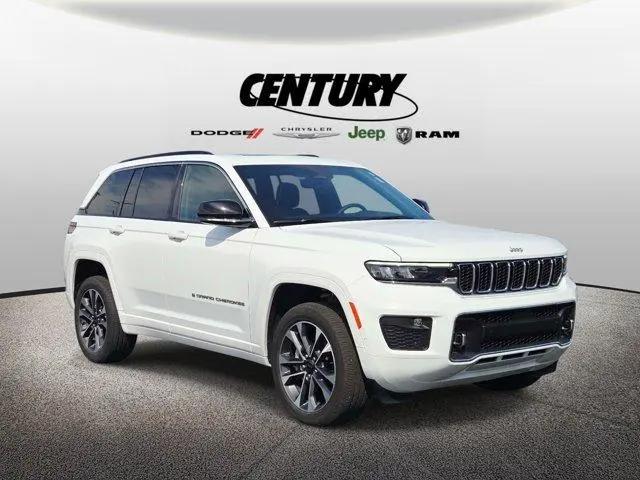 2025 Jeep Grand Cherokee Overland 4x4 for sale in Wentzville, MO