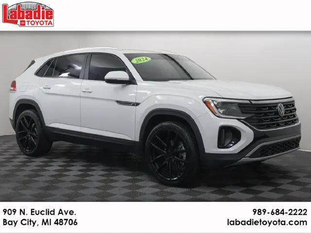 2024 Volkswagen Atlas Cross Sport 2.0T SE w/Technology for sale in Bay City, MI