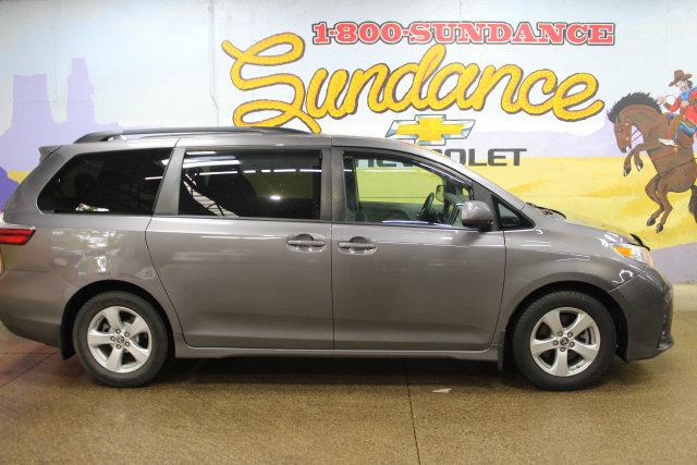 2019 Toyota Sienna LE 8-Passenger for sale in Grand Ledge, MI