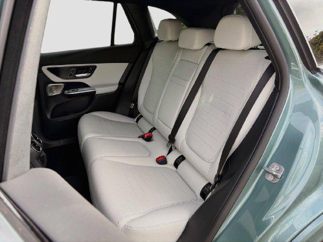 2027 Mercedes-Benz GLC GLC 300