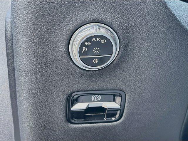2027 Mercedes-Benz GLC GLC 300
