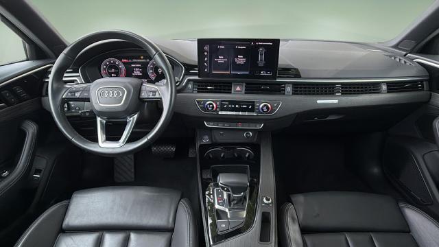 2024 Audi A4 Premium Plus 45 TFSI S line quattro S tronic