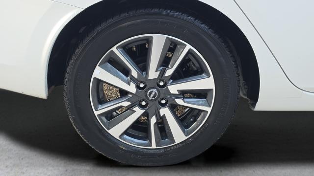 2024 Nissan Versa 1.6 SV