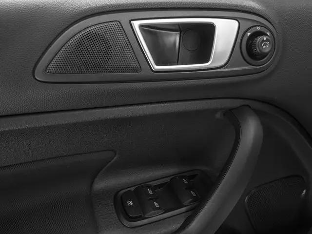 2016 Ford Fiesta SE