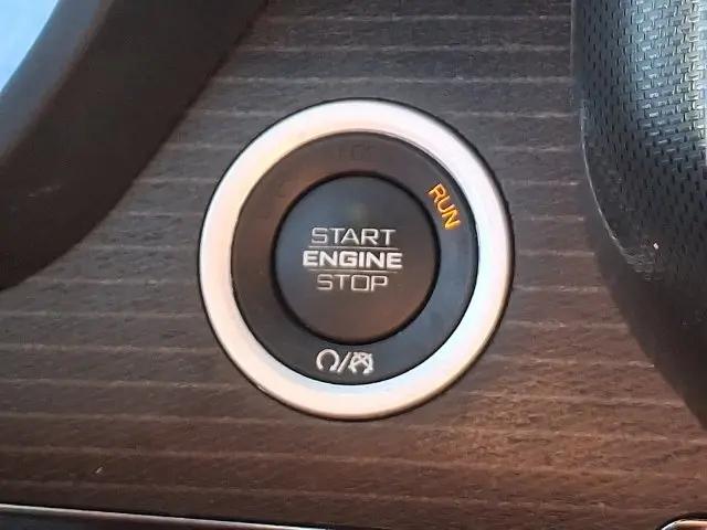 2023 Ram 1500 Limited Crew Cab 4x4 57 Box