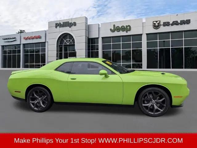 2019 Dodge Challenger SXT