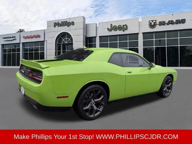 2019 Dodge Challenger SXT