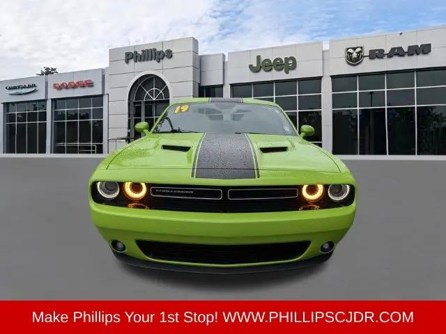 2019 Dodge Challenger SXT