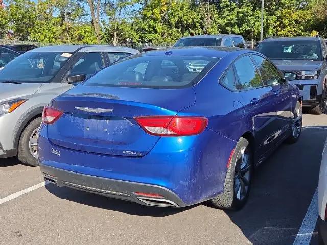 2016 Chrysler 200 S