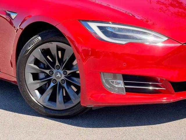 2018 Tesla Model S 75D
