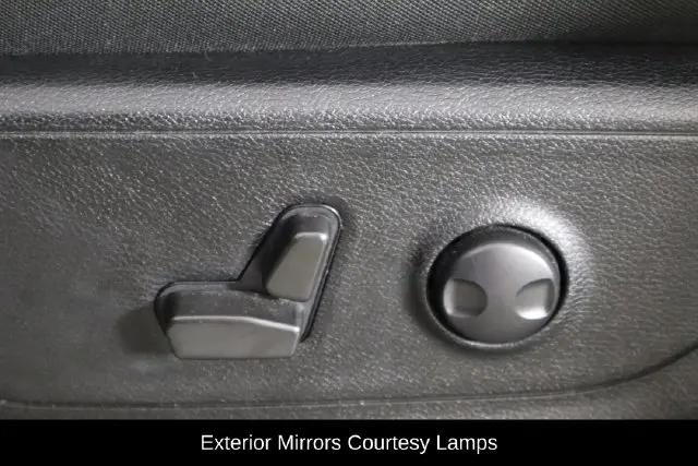 2022 Ram 1500 Big Horn Crew Cab 4x2 57 Box