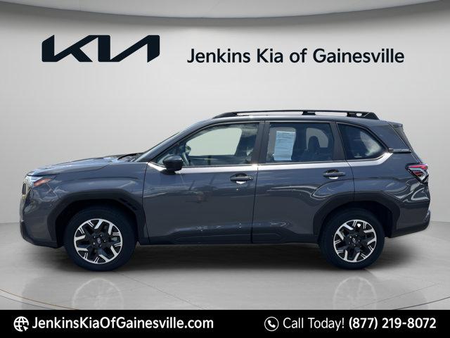 2025 Subaru Forester Base