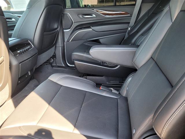2021 Cadillac Escalade 2WD Luxury