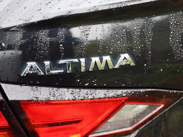 2020 Nissan Altima SR FWD