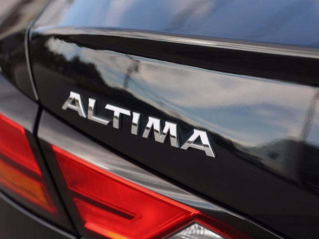 2020 Nissan Altima SR FWD