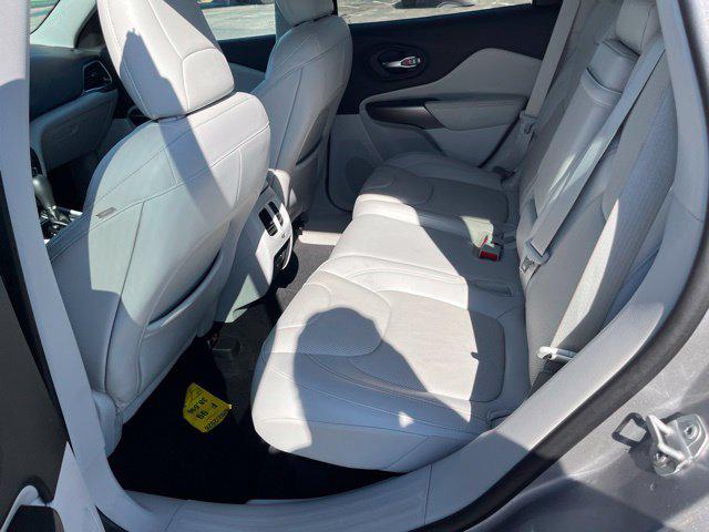 2019 Jeep Cherokee Limited FWD