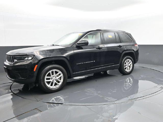 2023 Jeep Grand Cherokee Laredo 4x4 for sale in Grafton, WV