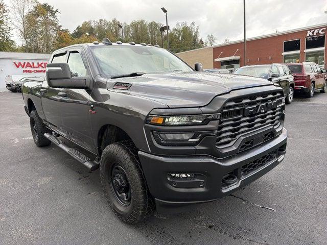 2025 RAM 2500 Tradesman Crew Cab 4x4 64 Box
