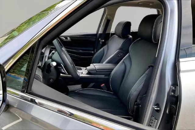 2024 Genesis GV80 3.5T