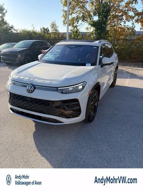 2026 Volkswagen Tiguan SEL R-Line Turbo for sale in Avon, IN