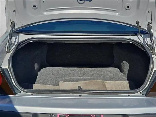 2004 Chevrolet Impala Base