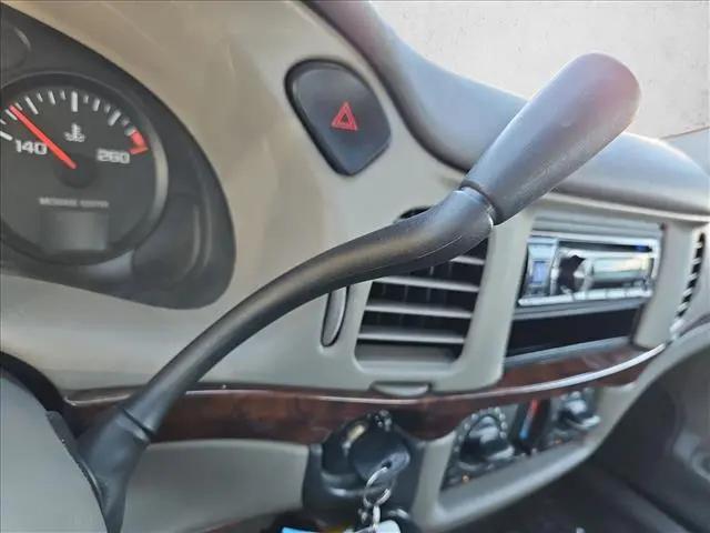 2004 Chevrolet Impala Base