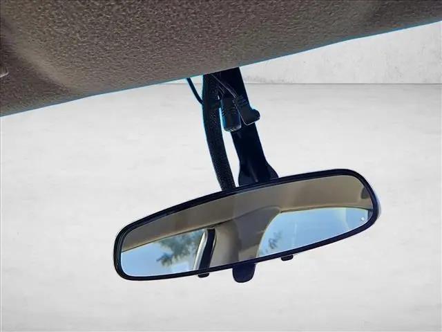 2004 Chevrolet Impala Base
