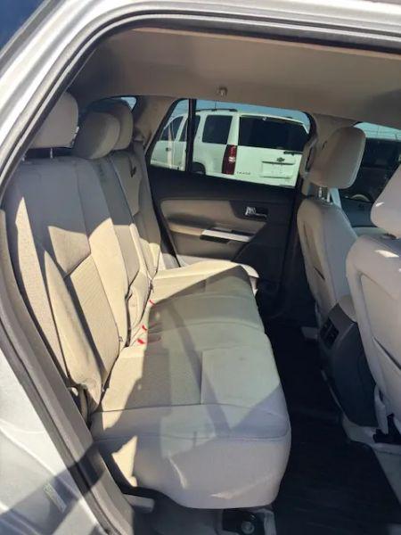 2011 Ford Edge SE