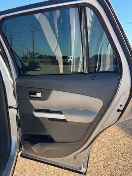 2011 Ford Edge SE