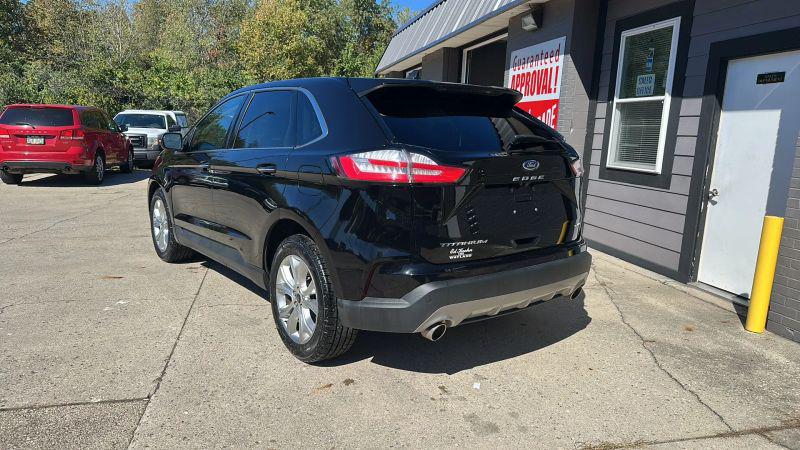 2023 Ford Edge Titanium