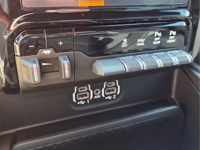 2024 Ram 1500 Rebel Crew Cab 4x4 57 Box