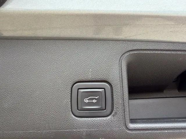 2023 GMC Terrain AWD SLT