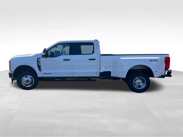 2027 Ford F-350 XLT