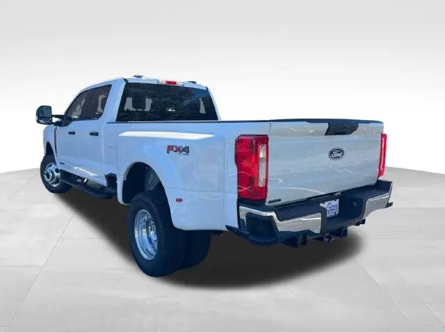 2027 Ford F-350 XLT