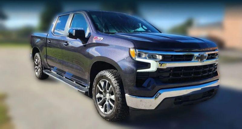 2023 Chevrolet Silverado 1500 4WD Crew Cab Standard Bed LT for sale in Lumberton, NC