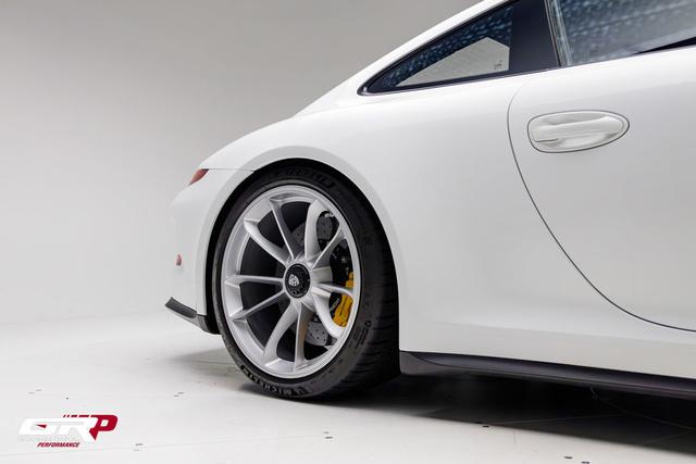 2016 Porsche 911 R