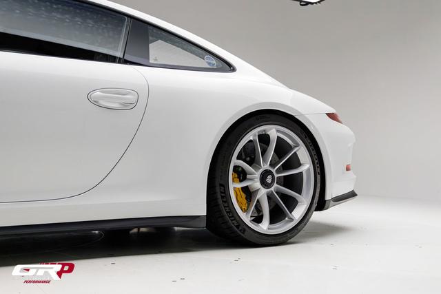 2016 Porsche 911 R