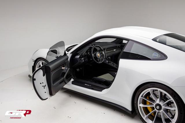 2016 Porsche 911 R