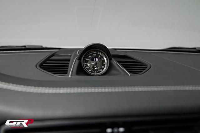 2016 Porsche 911 R
