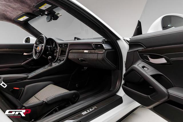 2016 Porsche 911 R