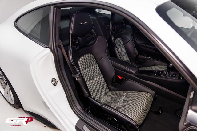 2016 Porsche 911 R