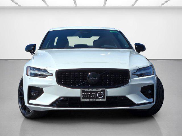 2024 Volvo S60 B5 Plus Black Edition