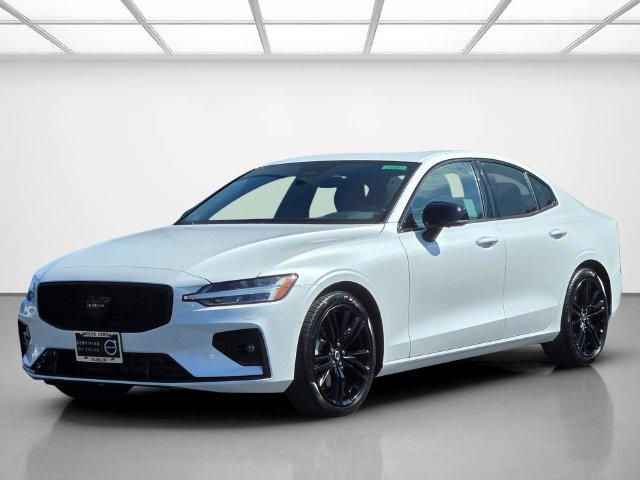 2024 Volvo S60 B5 Plus Black Edition